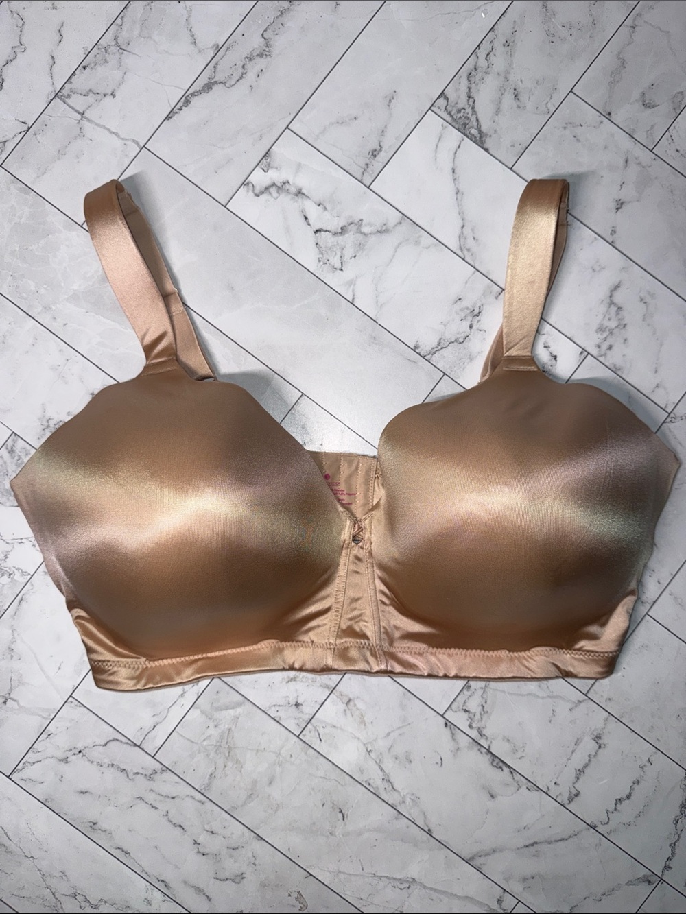 NWT Breezies Invisible Comfort Wirefree T-Shirt Bra Sunbeige 42DDD